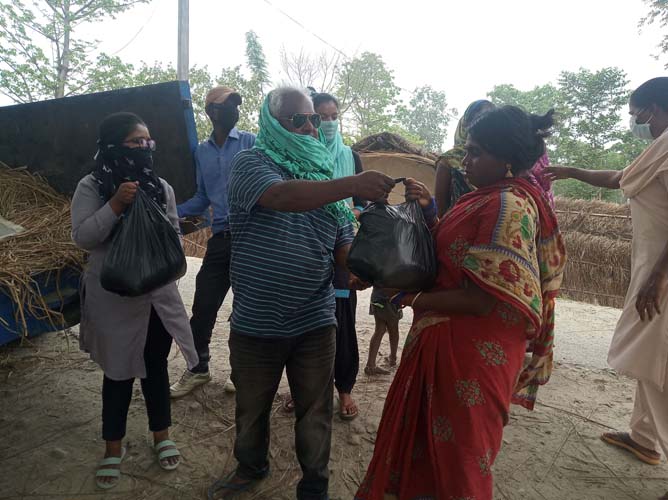 COVID-19 RELIEF WORK (RATION DISTRIBUTION) BY SEVA SADAN, RATANPURWA